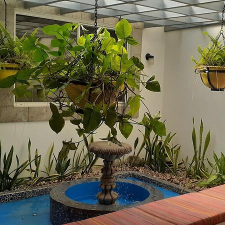 Hotel El Almendro Managua Exteriör bild