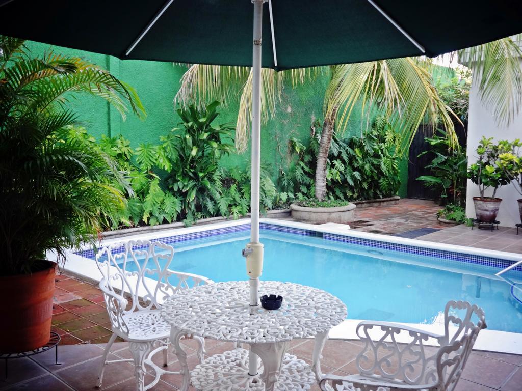 Hotel El Almendro Managua Exteriör bild